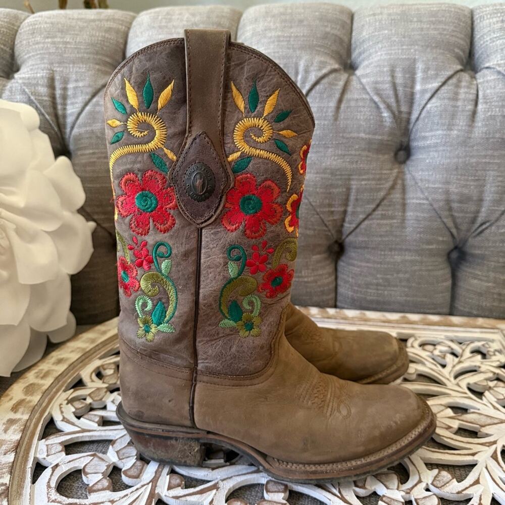 Tombstone Embroidered Flowers Leather Boots Women’s 7 - Picture 5 of 11
